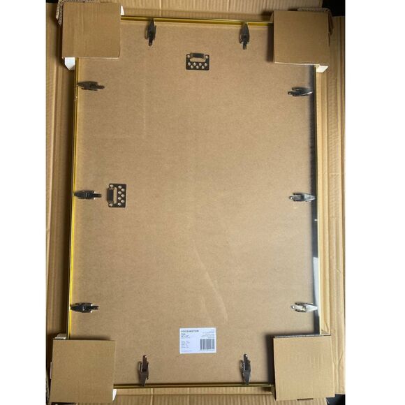 Gold 20x30 Frame - Exclusive Thin 20 x 30 Poster Frame For Wall Mount Photo - Picture 4 of 9